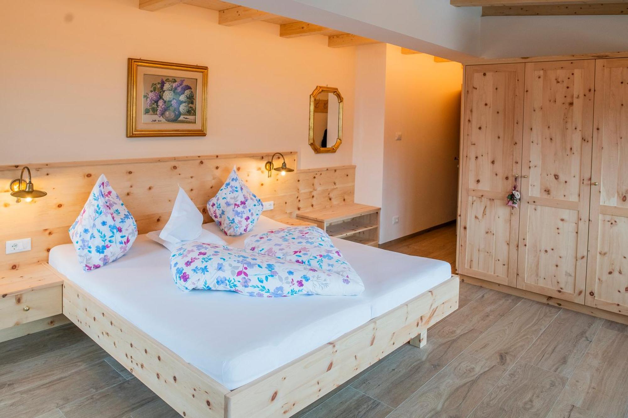 Bed and Breakfast Garni Stuebele Тироло Экстерьер фото